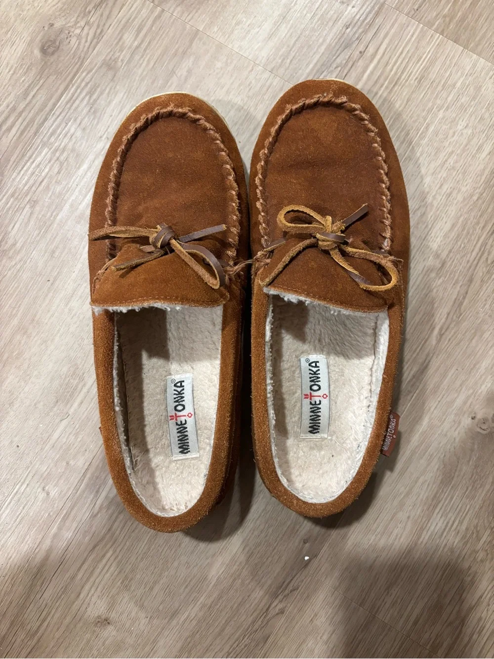 Minnetonka Men’s Tan/Brown Suede Moccasin Slip-Ons